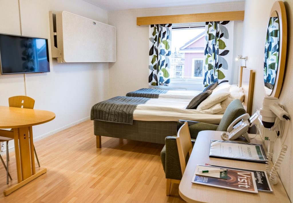 Linkoepings Cityhotell Och Vandrarhem المظهر الخارجي الصورة