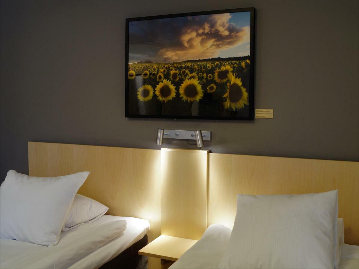 Linkoepings Cityhotell Och Vandrarhem المظهر الخارجي الصورة